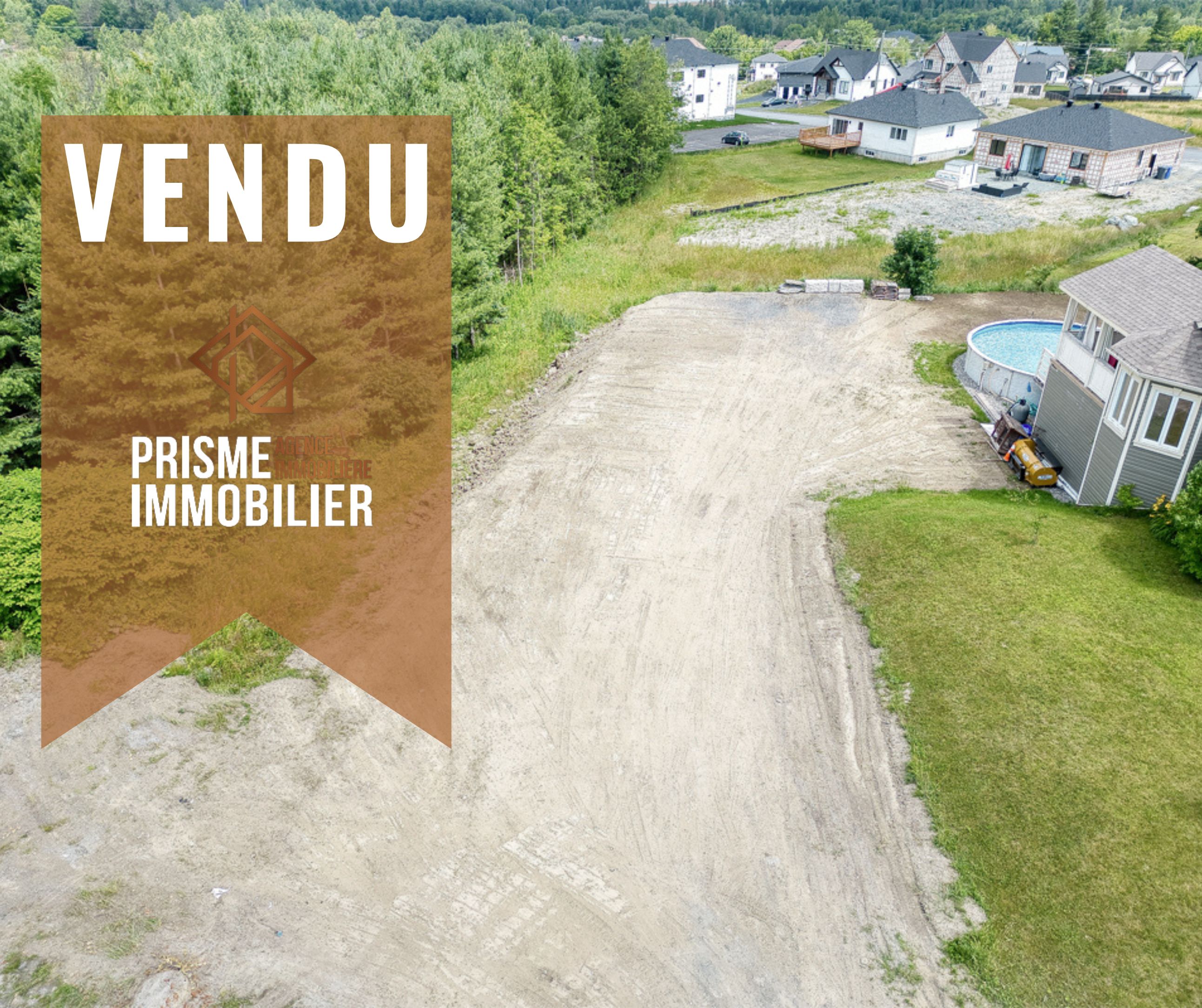 Superbe maison à vendre à Waterville. Cette maison à vendre à Waterville vous intéresse? Contactez un de nos courtiers immobiliers pour plus d'information sur cette maison à vendre au  Rue King Waterville (Estrie), Québec, J0B3H0