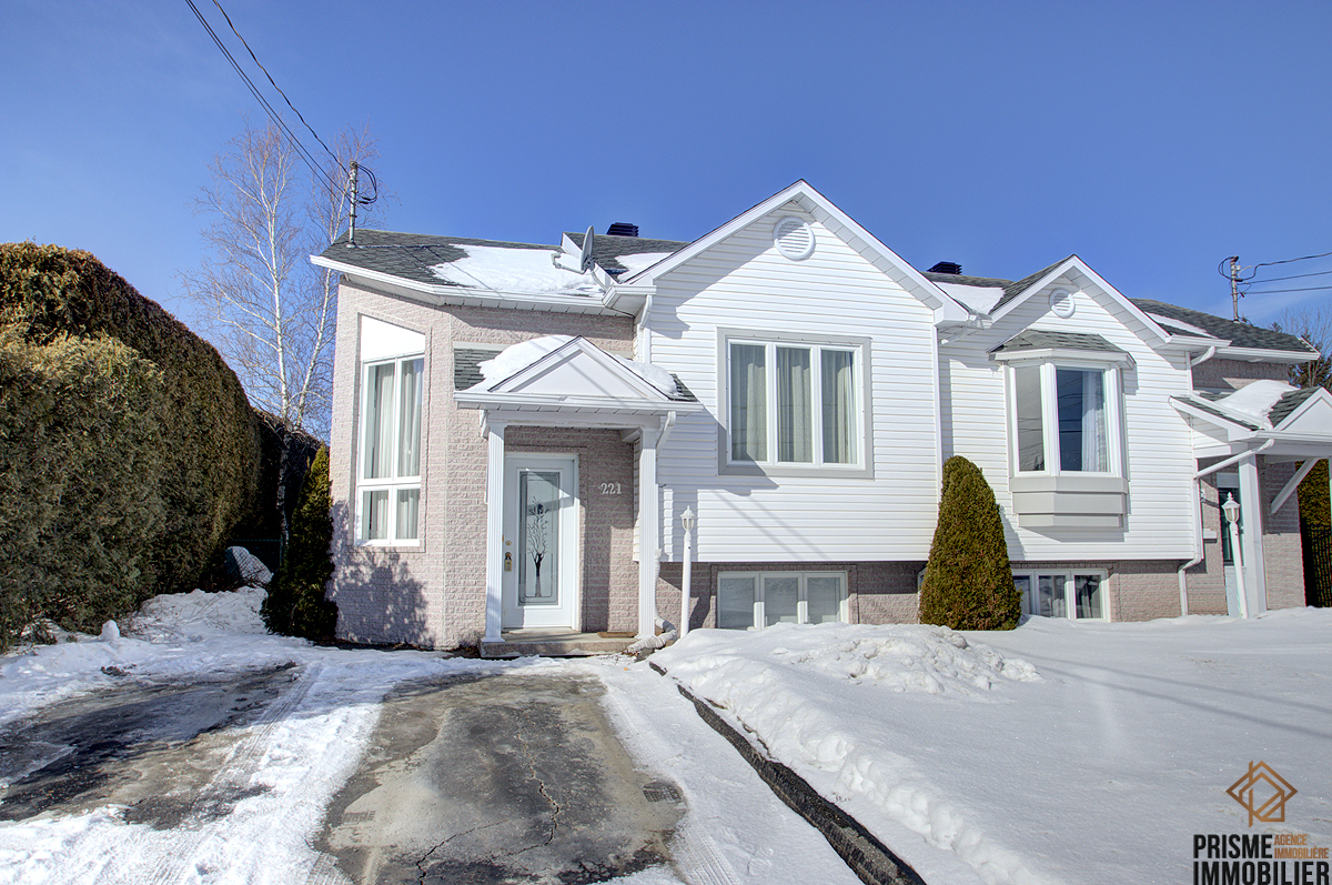 Maison de plain-pied à vendre à Sherbrooke  disponible sur le marché immobilier offert par Prisme Immobilier à Sherbrooke centris #18124153.