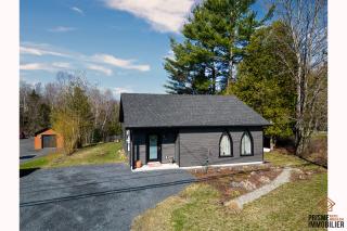 visualiser cette superbe propriété à vendre Centris #18319682 à Sherbrooke  dans la région de Sherbrooke en Estrie.
