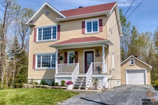 visualiser cette superbe propriété à vendre Centris #18593205 à Sherbrooke  dans la région de Sherbrooke en Estrie.