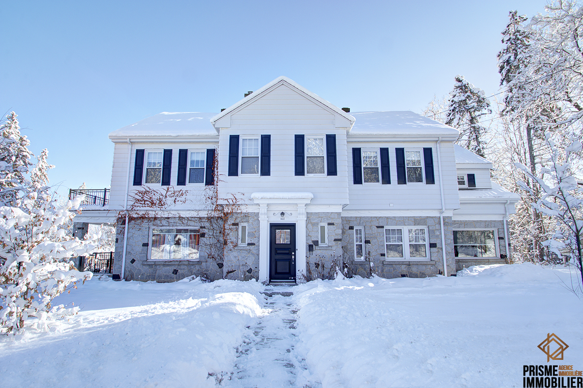 Maison à étages à vendre à Sherbrooke  disponible sur le marché immobilier offert par Prisme Immobilier à Sherbrooke centris #22014524.