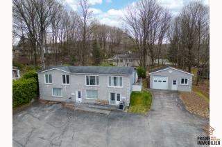 visualiser cette superbe propriété à vendre Centris #28324402 à Sherbrooke  dans la région de Sherbrooke en Estrie.